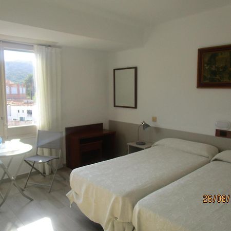 Hotel Apartaments Gesoria Porta Ferrada Sant Feliu de Guíxols Exterior foto