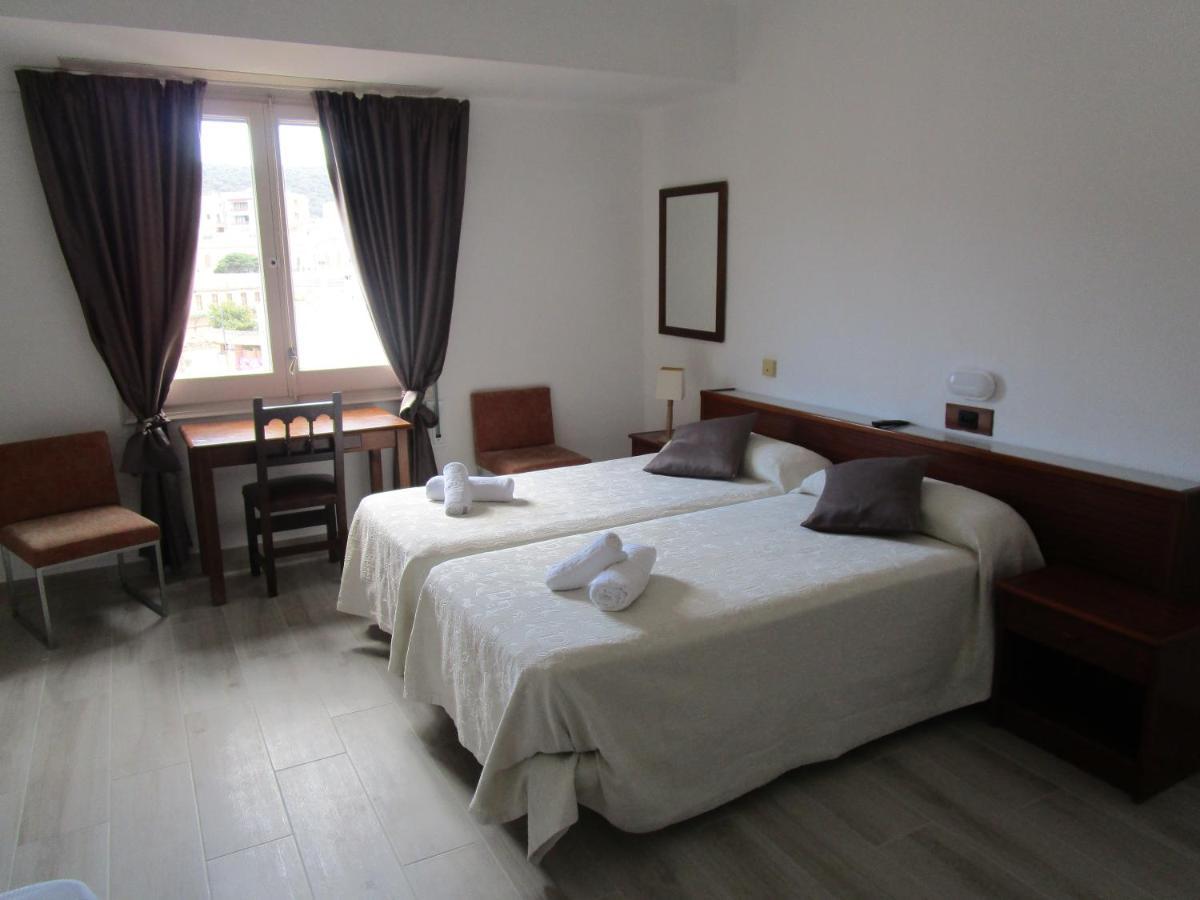 Hotel Apartaments Gesoria Porta Ferrada Sant Feliu de Guíxols Exterior foto