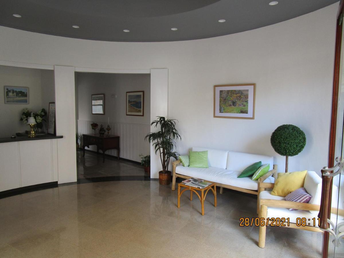 Hotel Apartaments Gesoria Porta Ferrada Sant Feliu de Guíxols Exterior foto