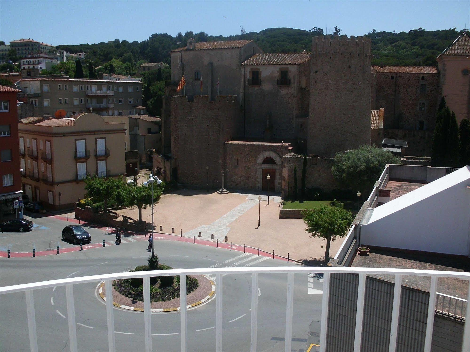 Hotel Apartaments Gesoria Porta Ferrada Sant Feliu de Guíxols Exterior foto